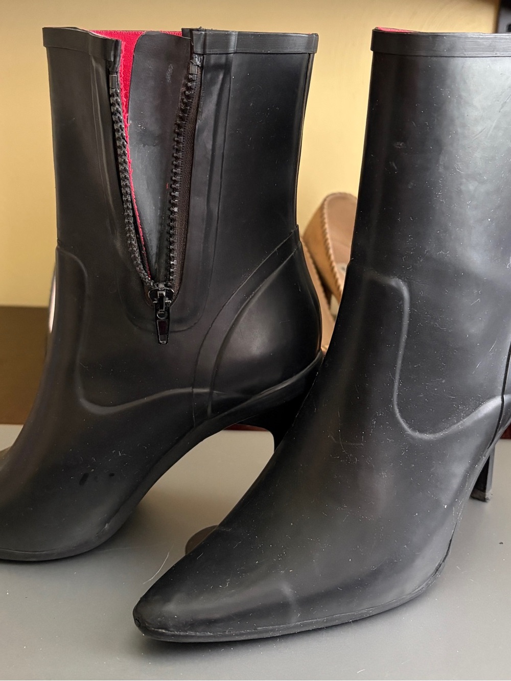 Wild Pair Black Women's Ankle Boots with Pink Lining - Sleek Zip Design